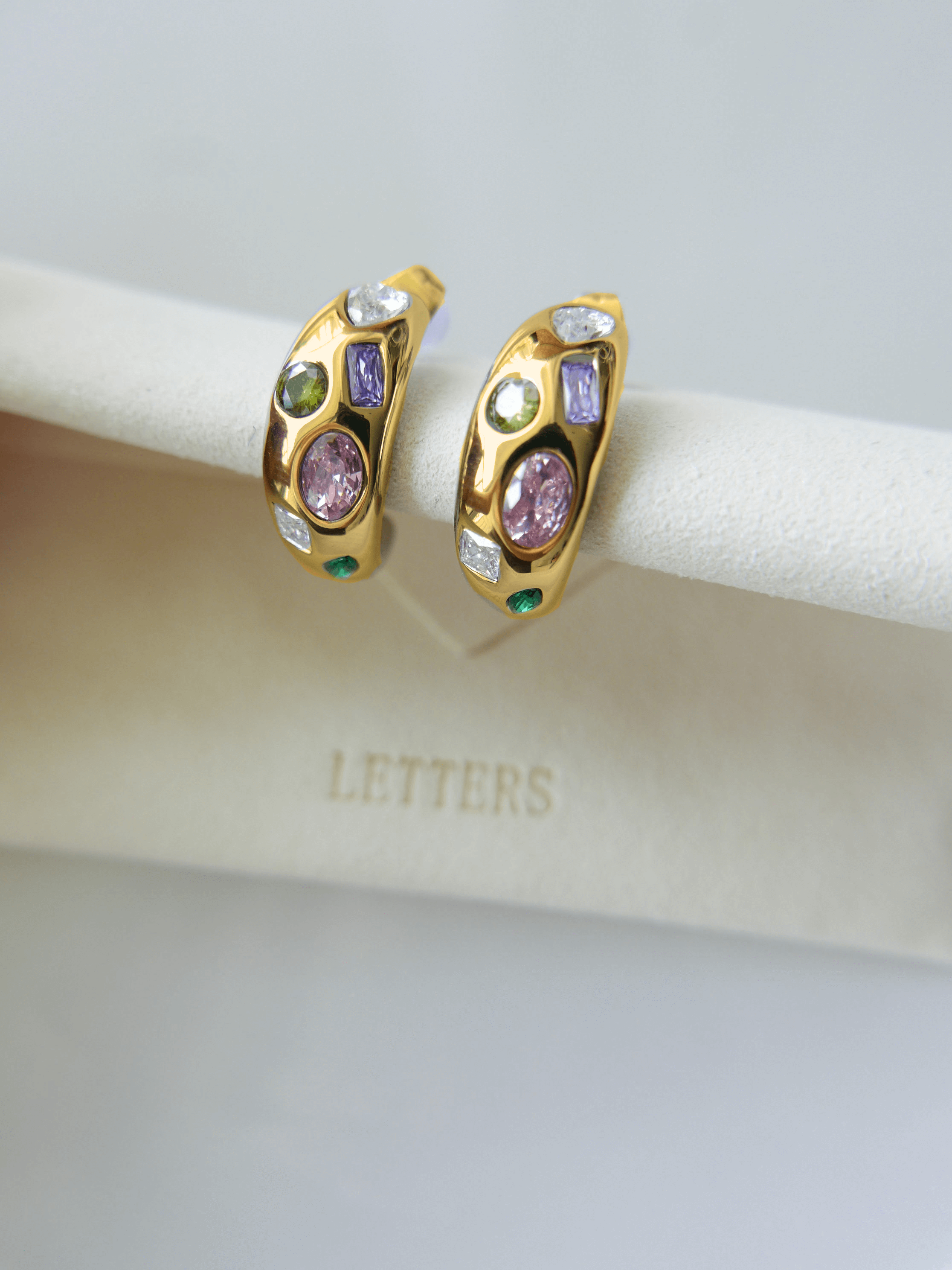 Women's art jewellery earrings