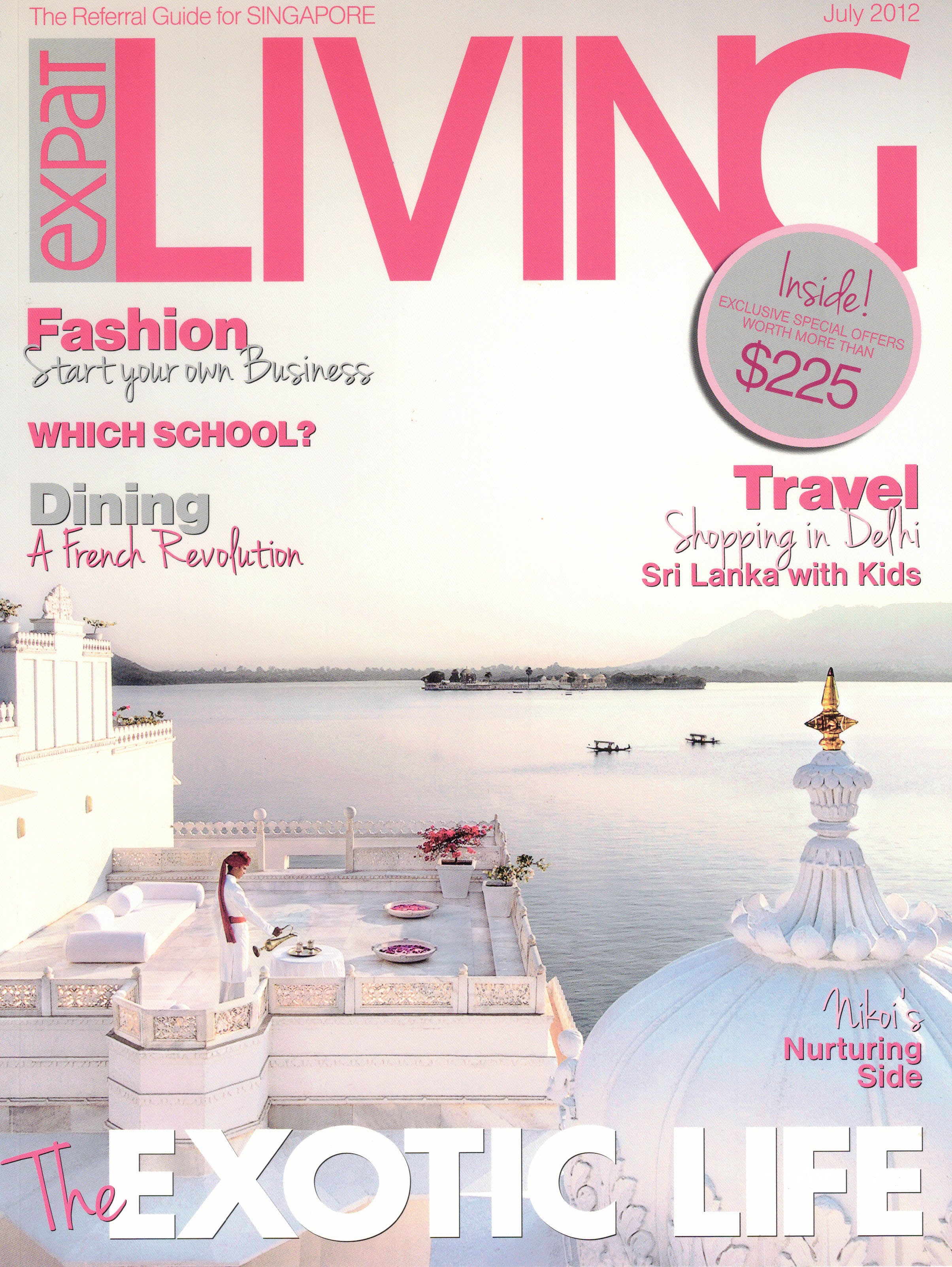 2012 July Hadasity wearable art wired jewellery necklaces featured on Expat Living