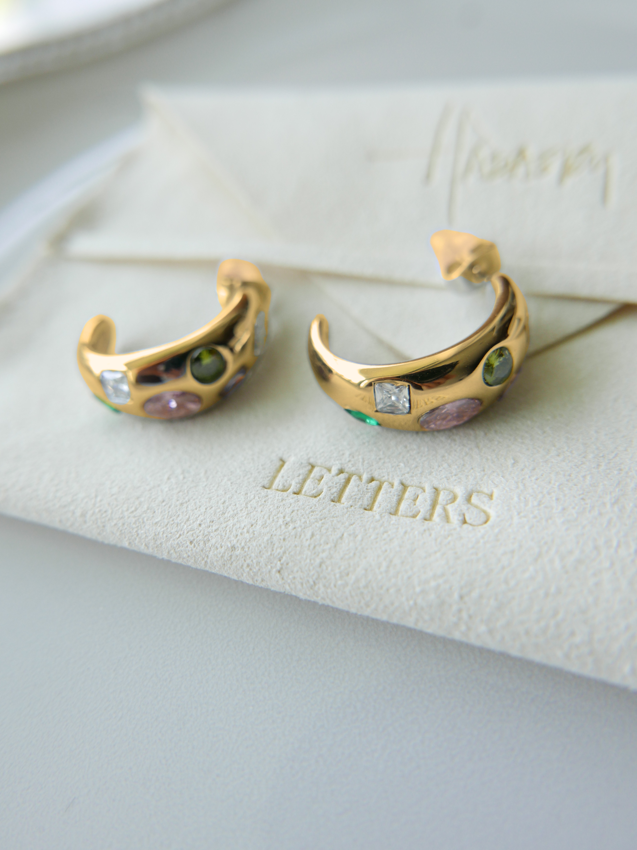 Women's art jewellery earrings