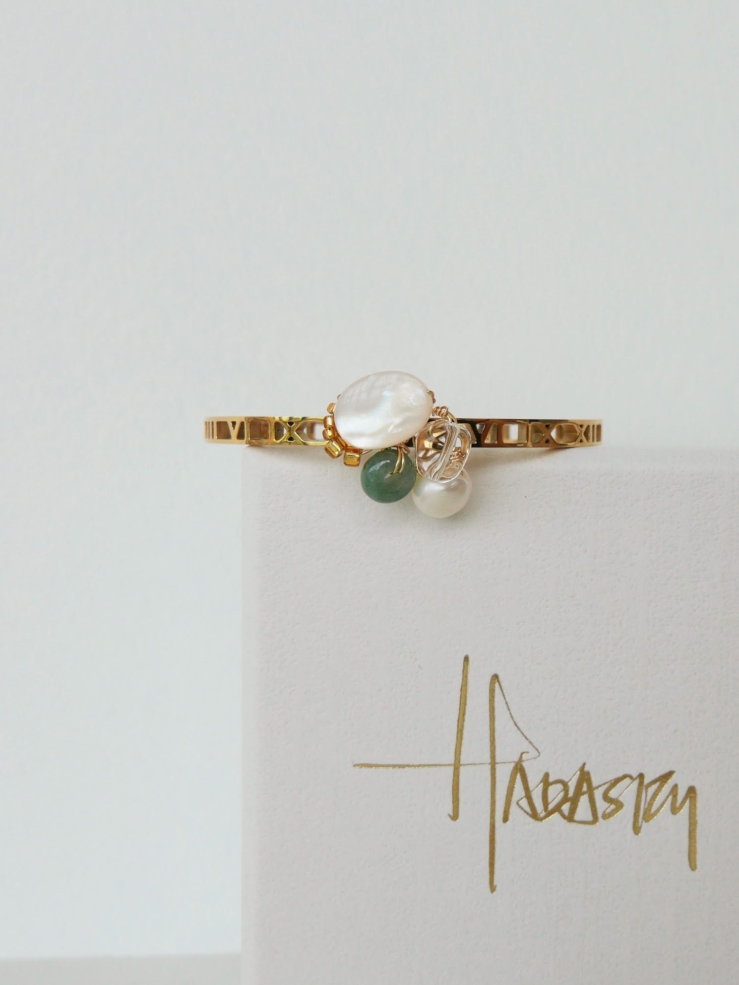 Wired For Light | Jade Quartz Bangle