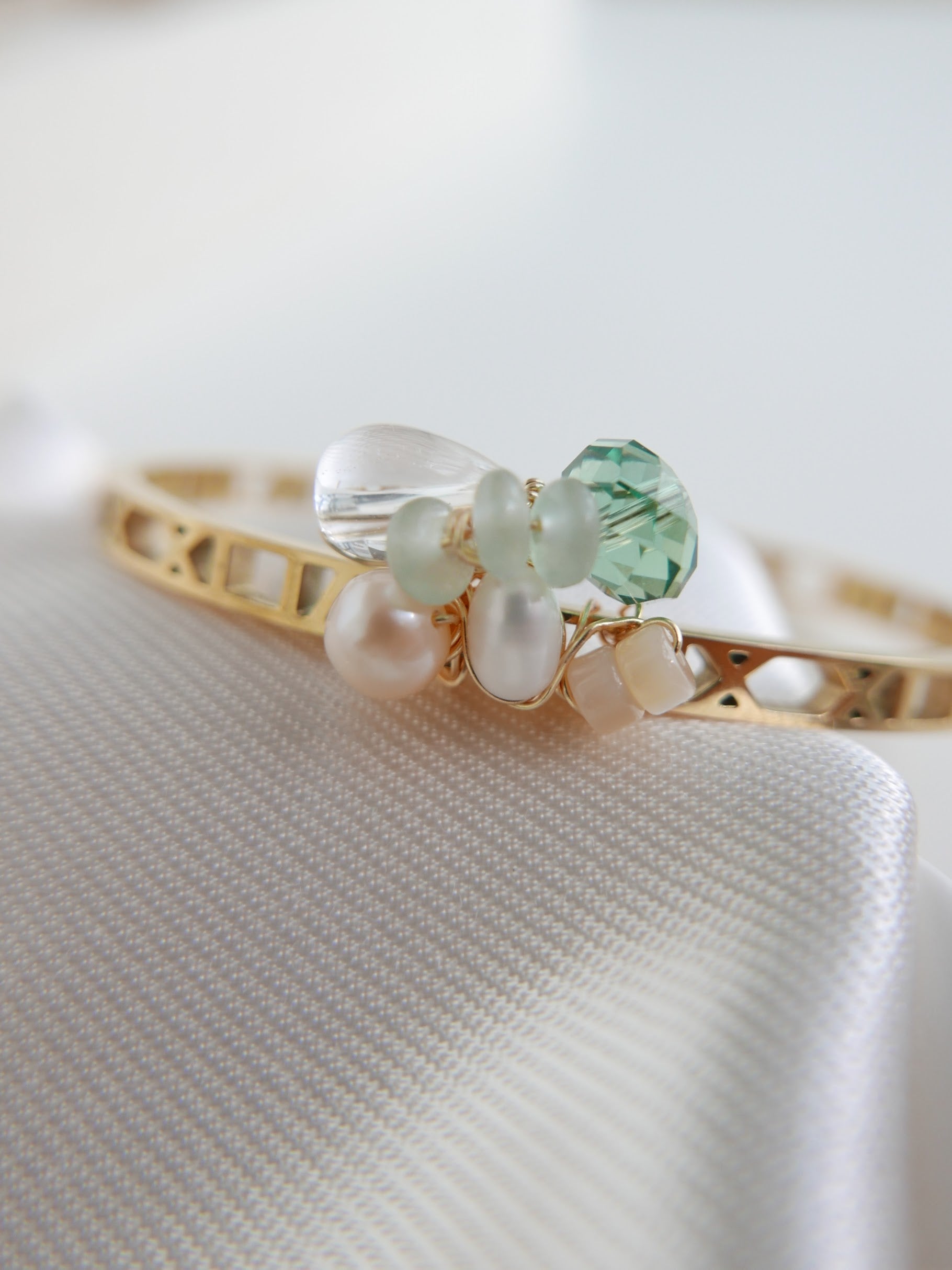 Wired For Light | Green Swarovski Pearl Bangle