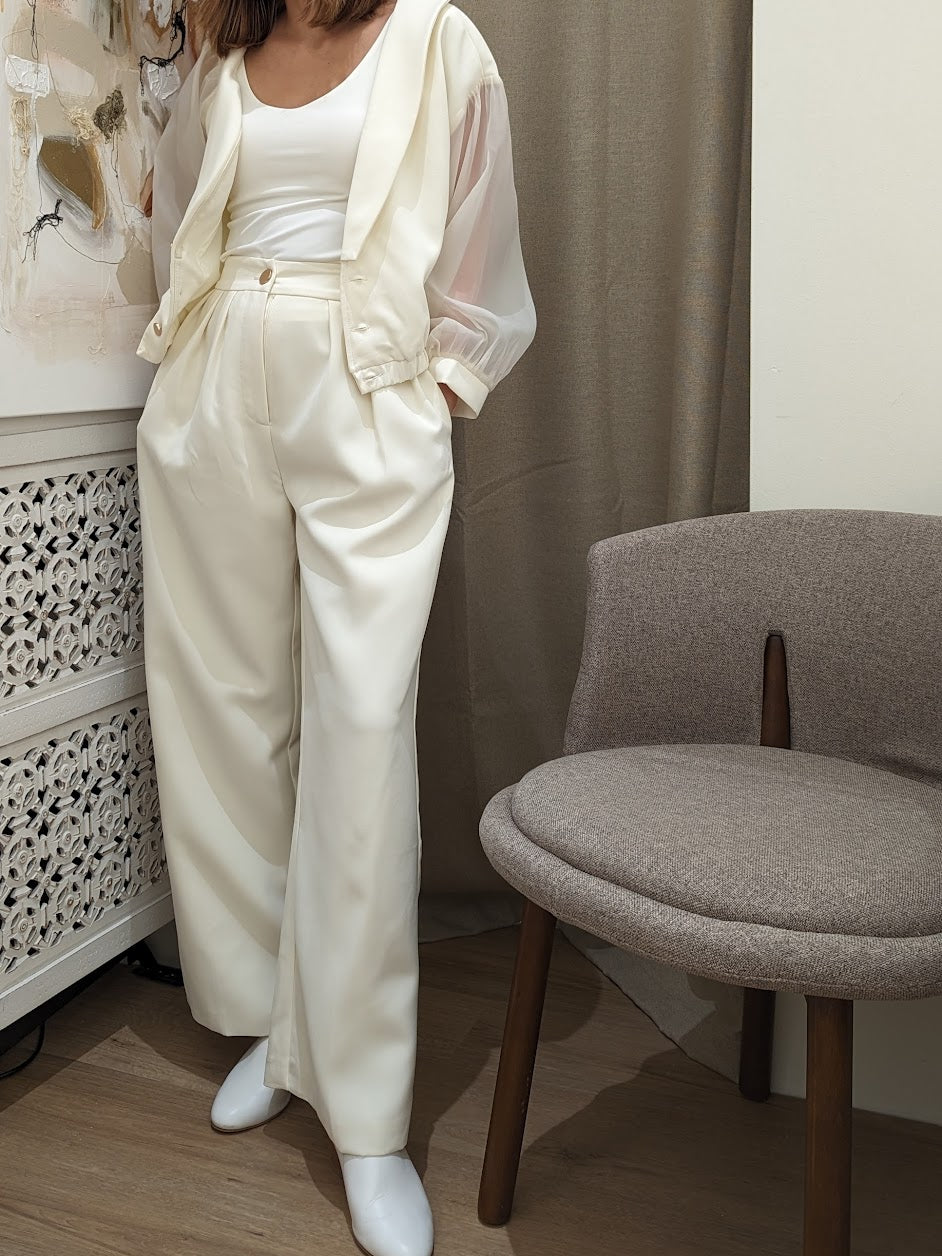 Women's ivory high-waisted relaxed fit pants