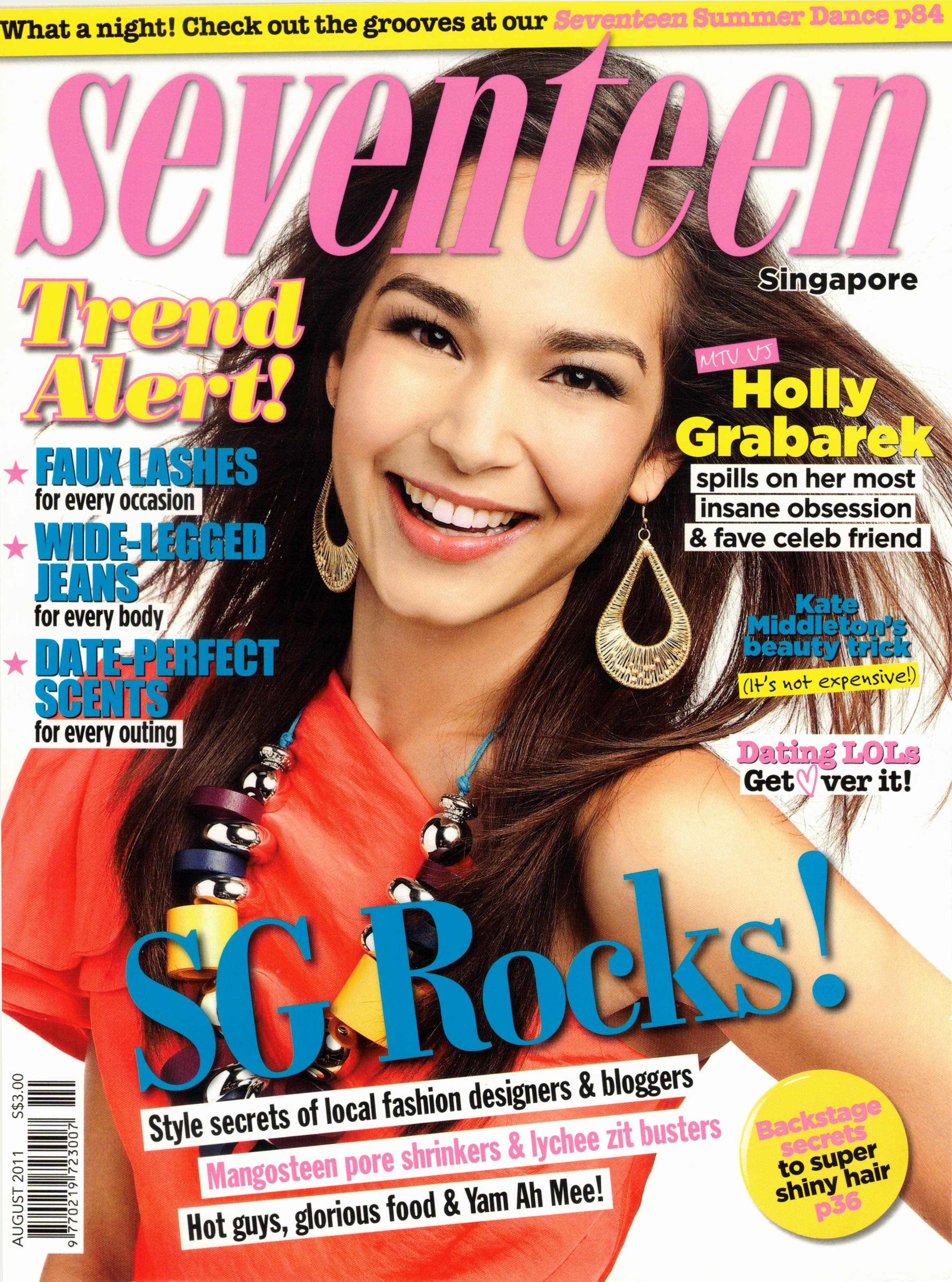 2011 August Hadasity wearable art wired jewellery necklaces featured on Seventeen Singapore magazine