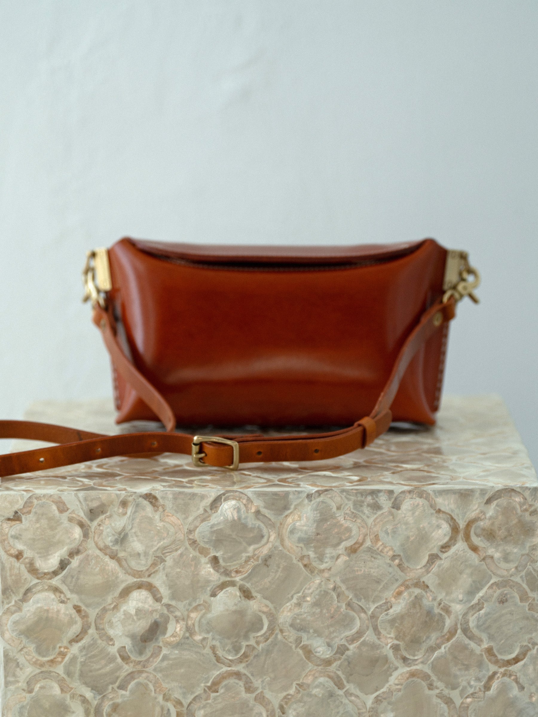 Vessels | Crossbody Structured Clutch Bag