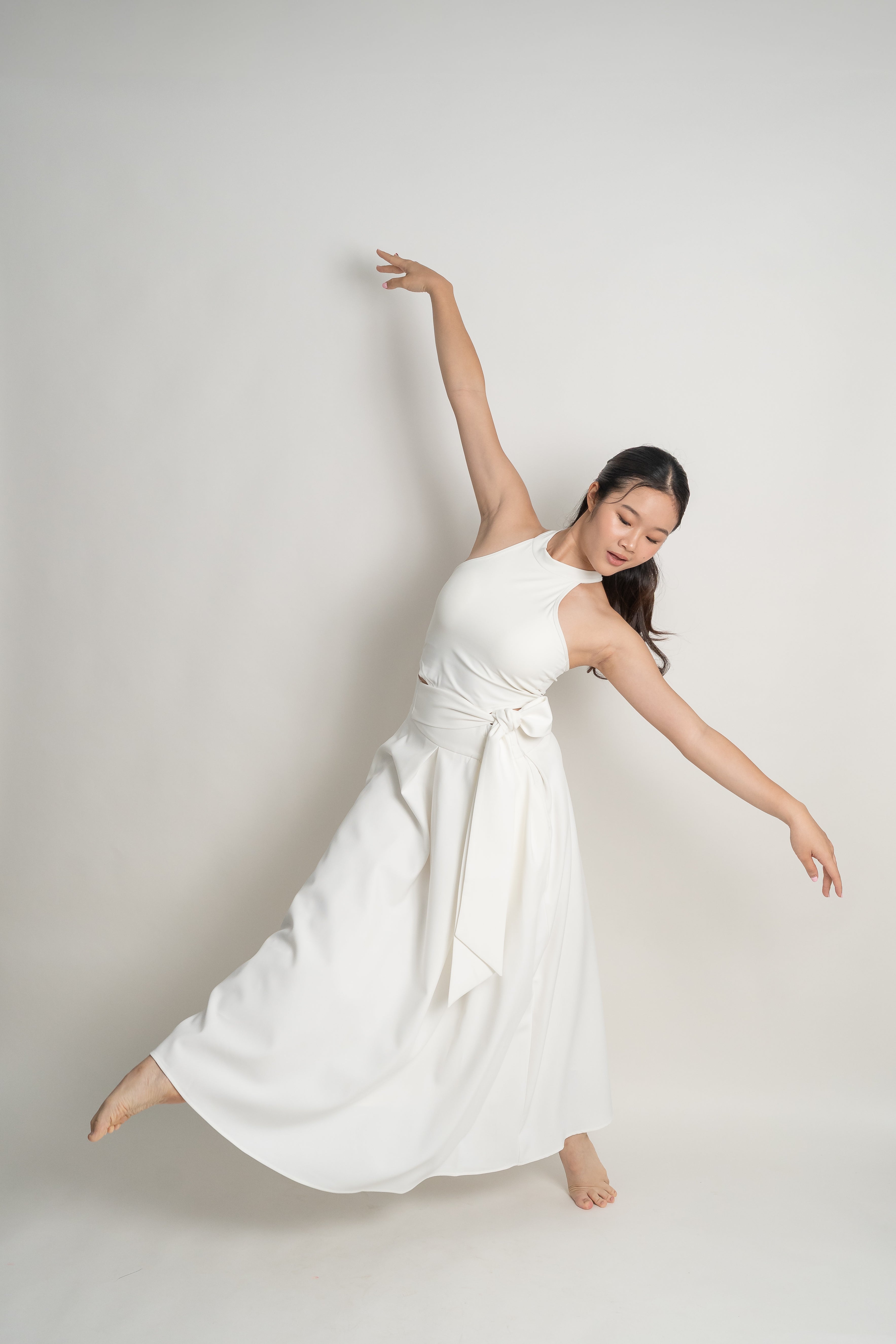 Women's white maxi skirt