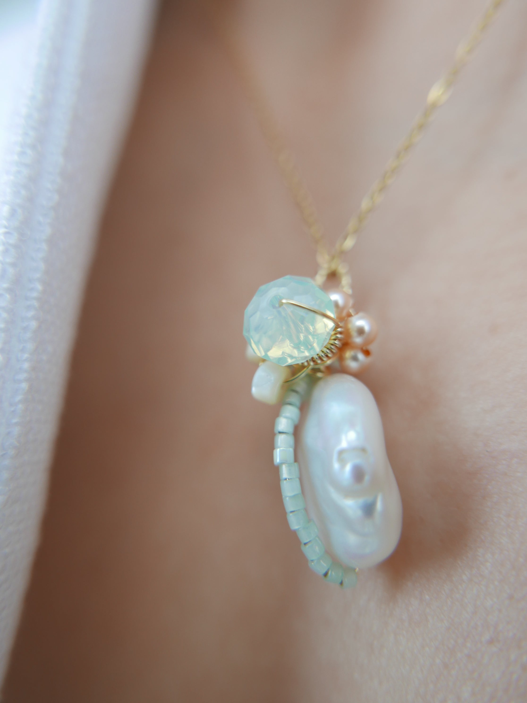 Coming Alive | Pendant