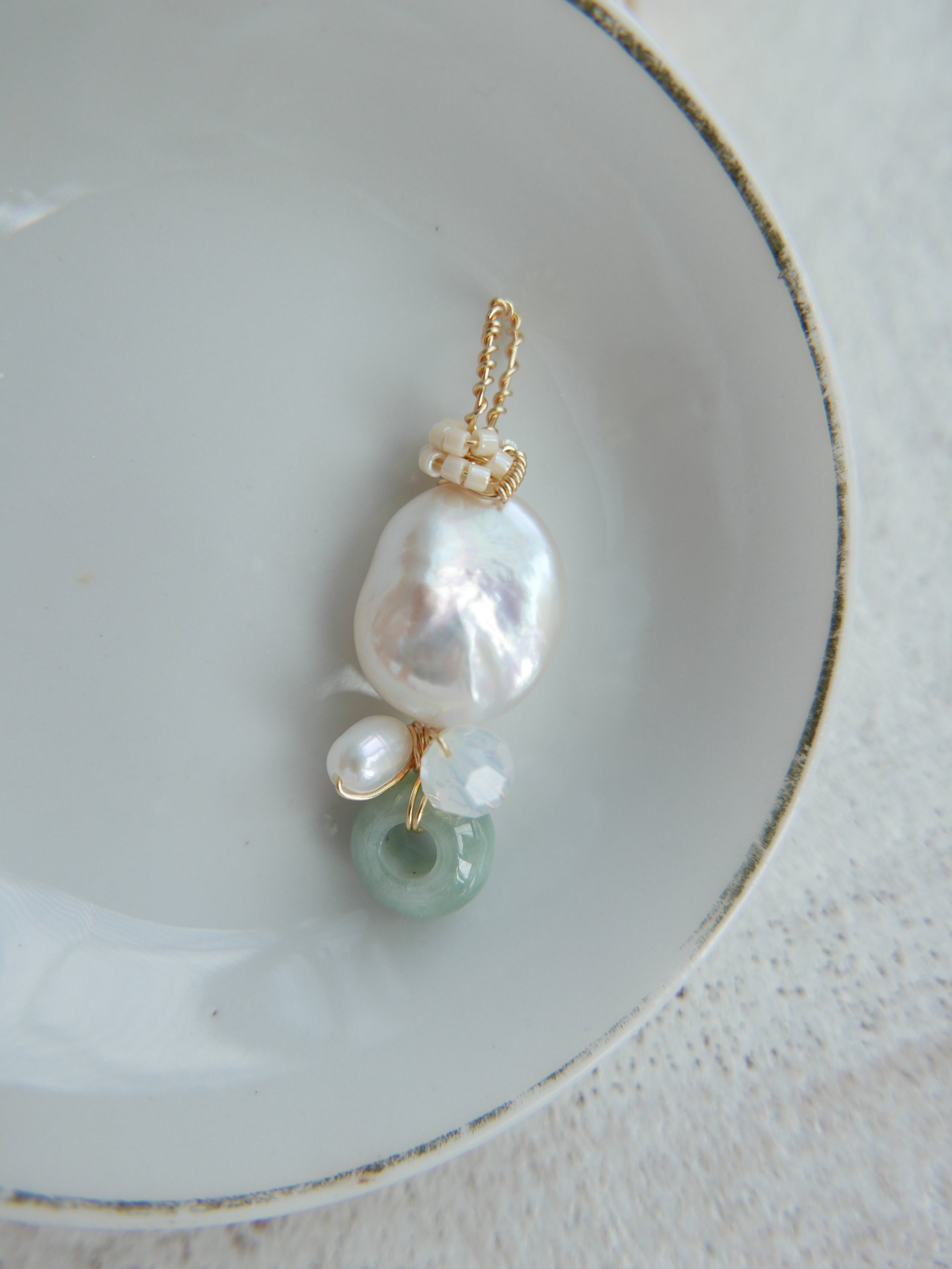 Guided Whisper | Pendant