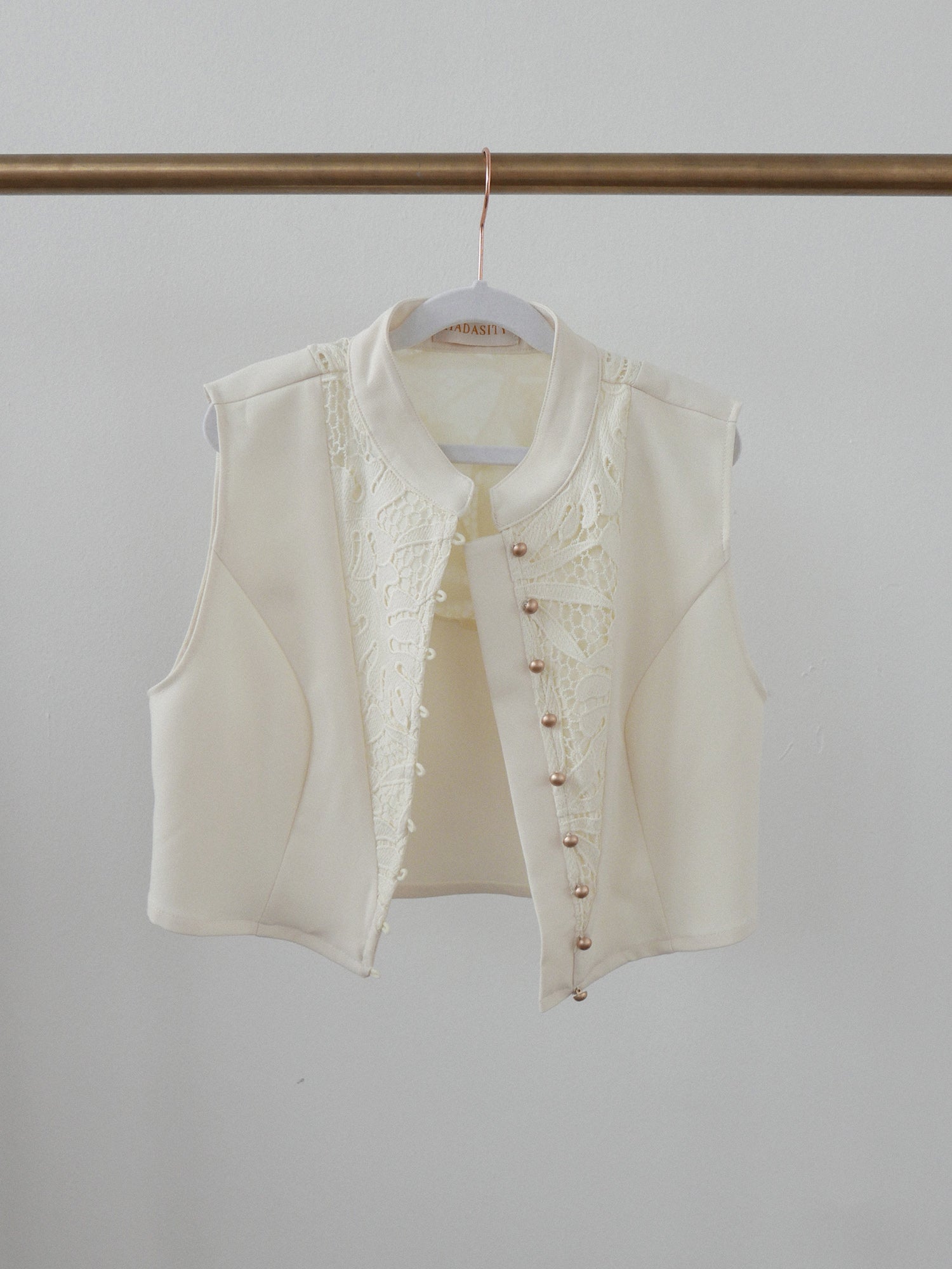 MTO Vest | Little Details