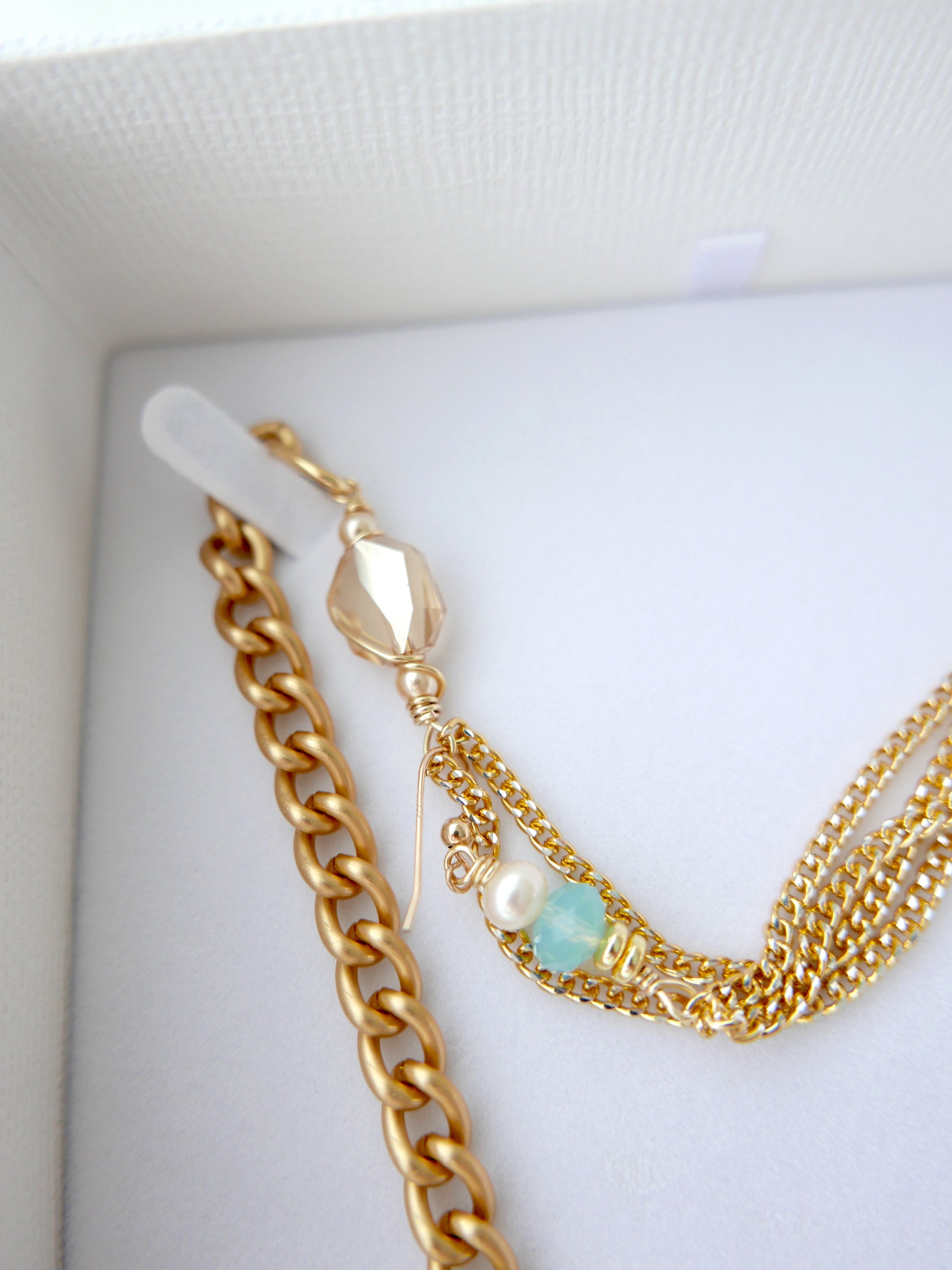 Women's crystal drop necklace