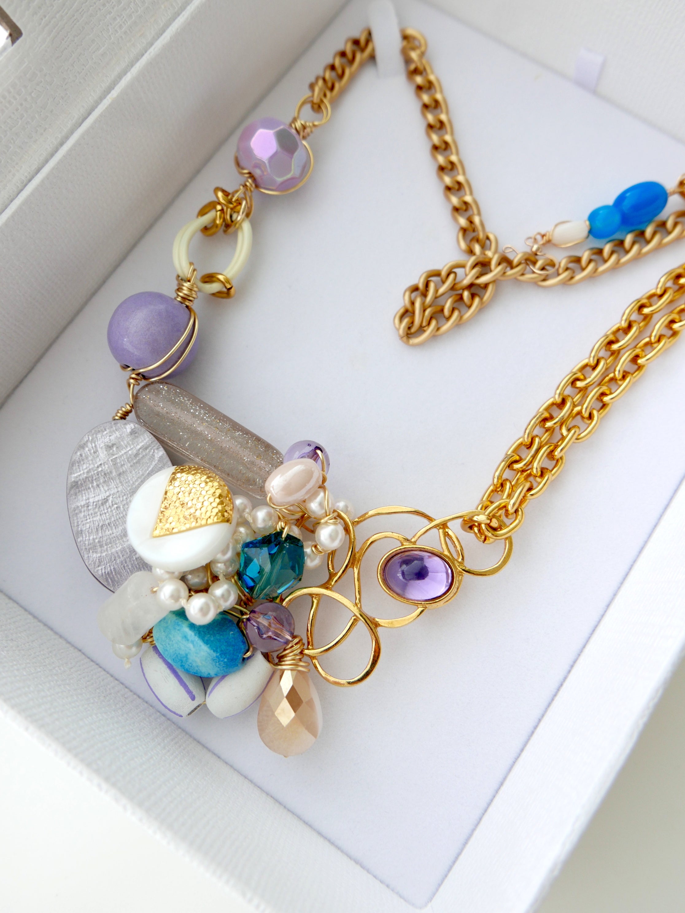 Women's art jewelry statement necklace