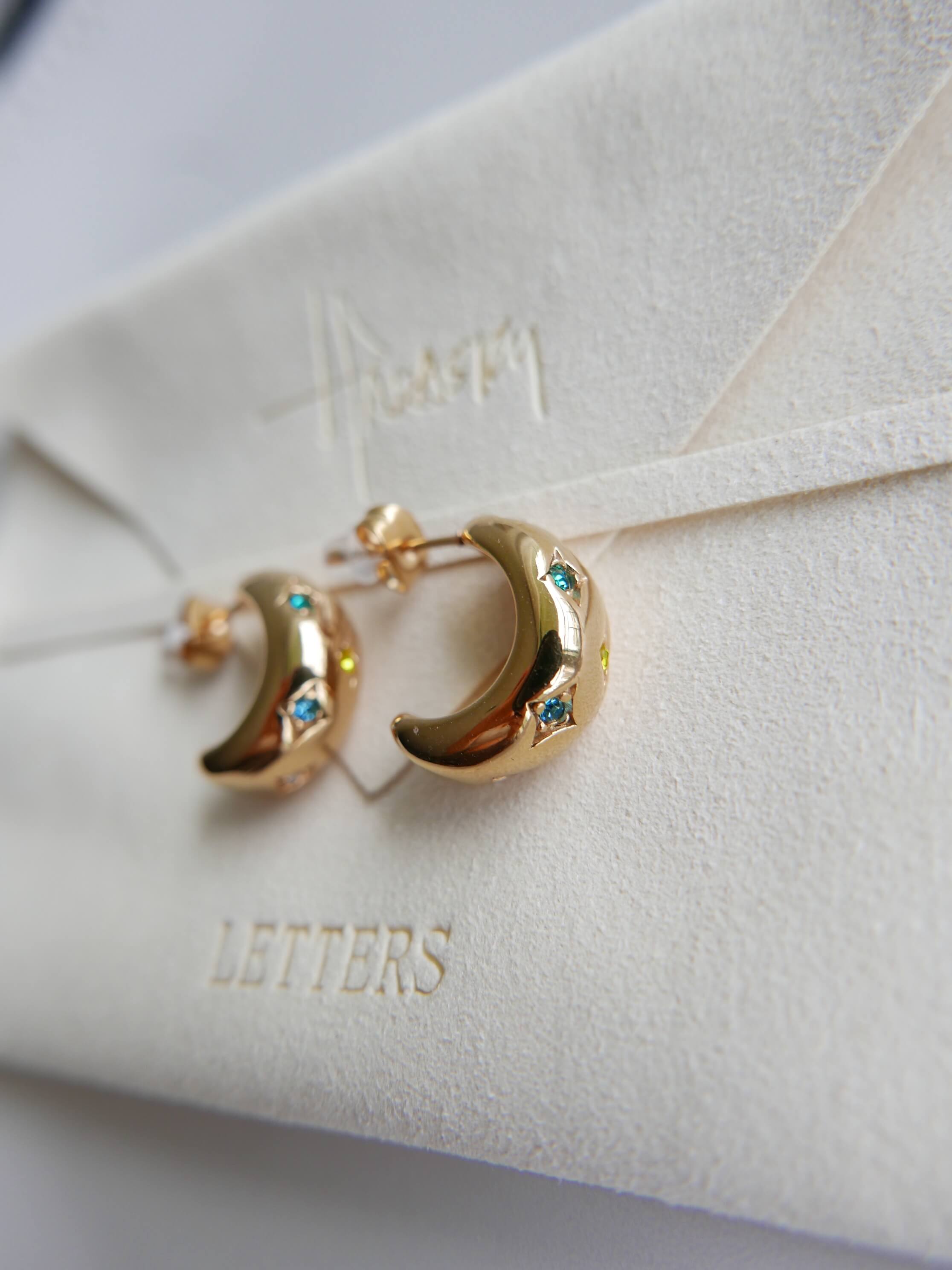 Women's art jewellery earrings