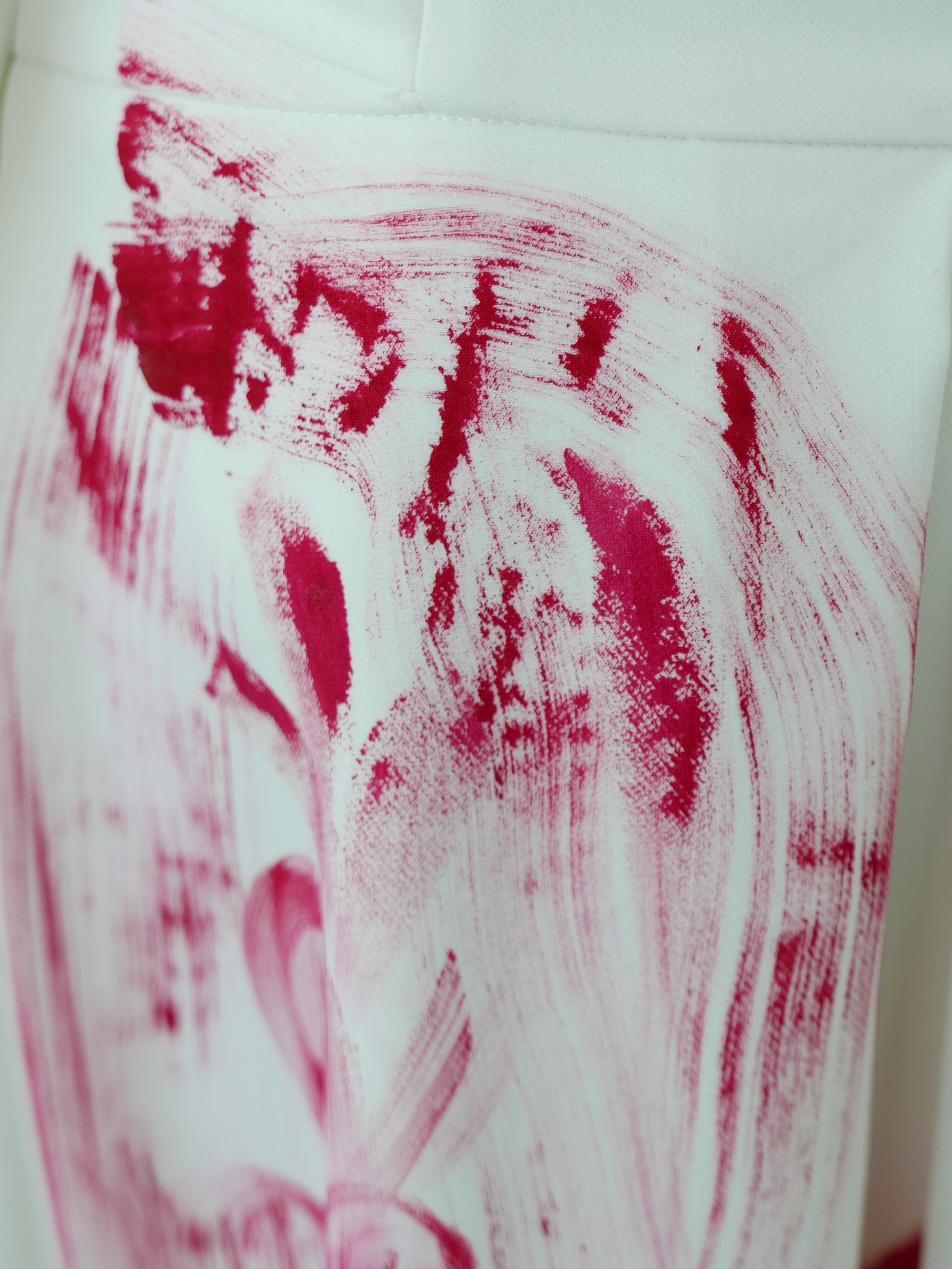 Painted Flow In Light Skirt | S
