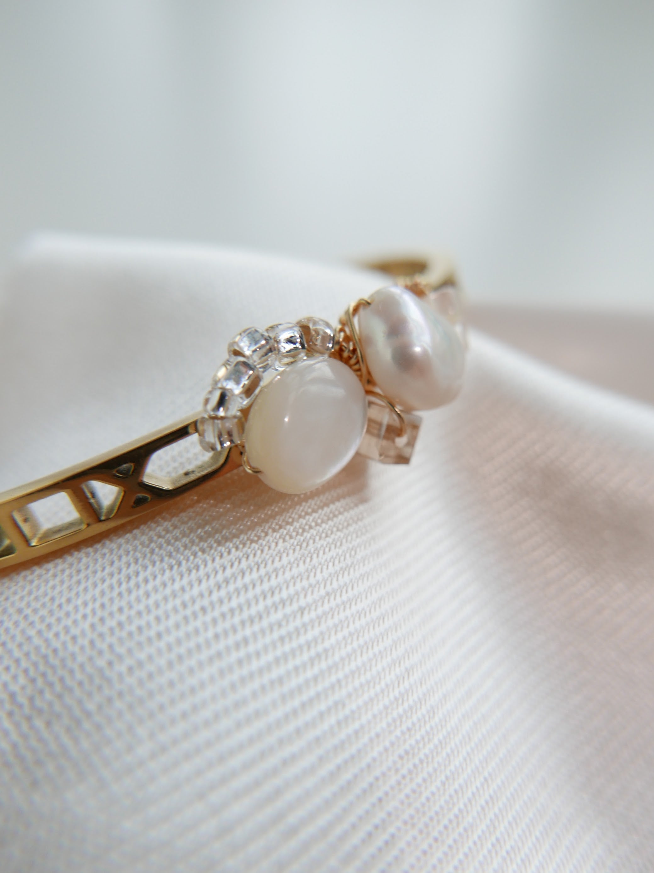 Wired For Light | Ivory Neutrals Bangle