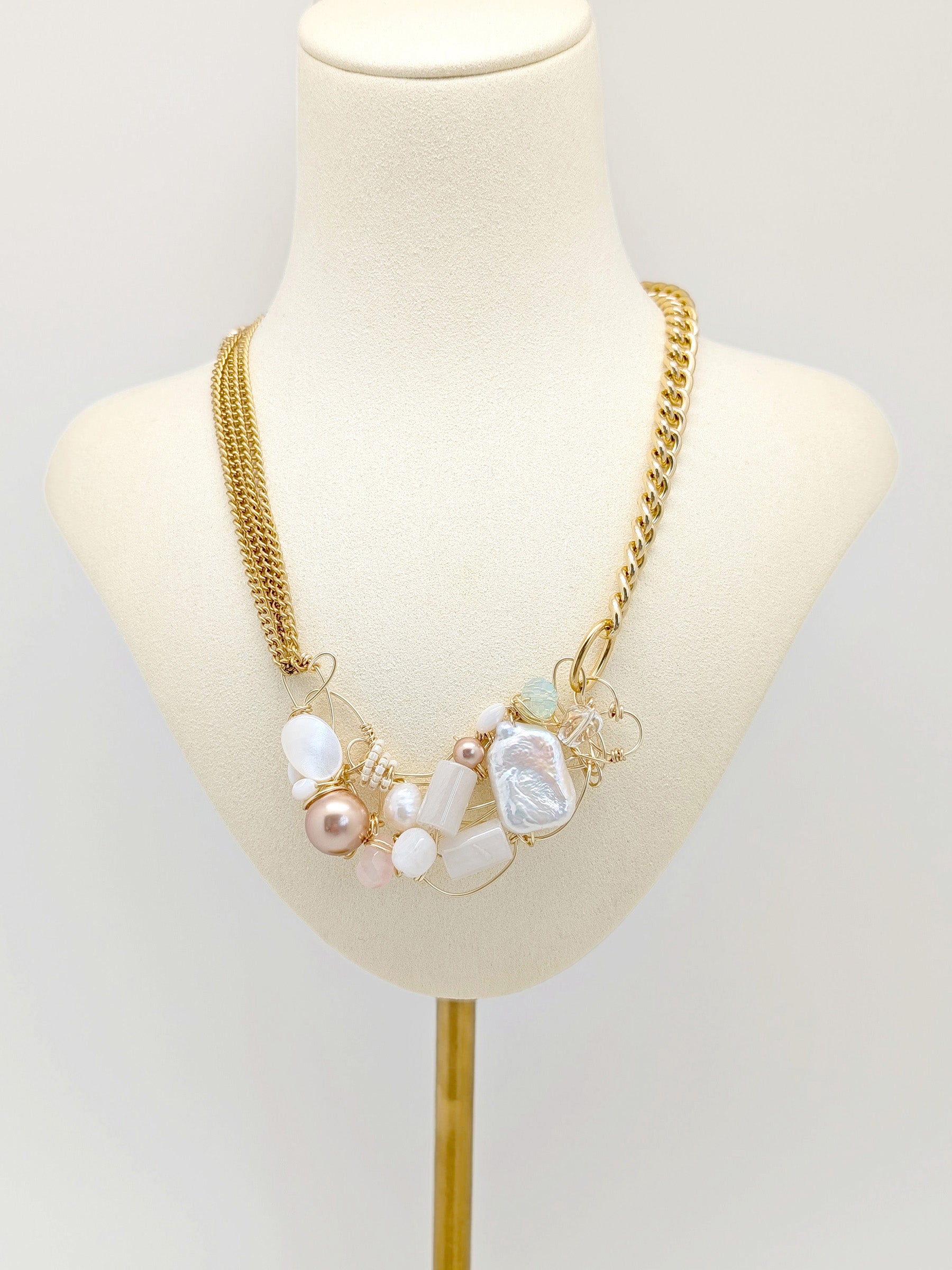 Wired Art Necklace Session | Creative Experience