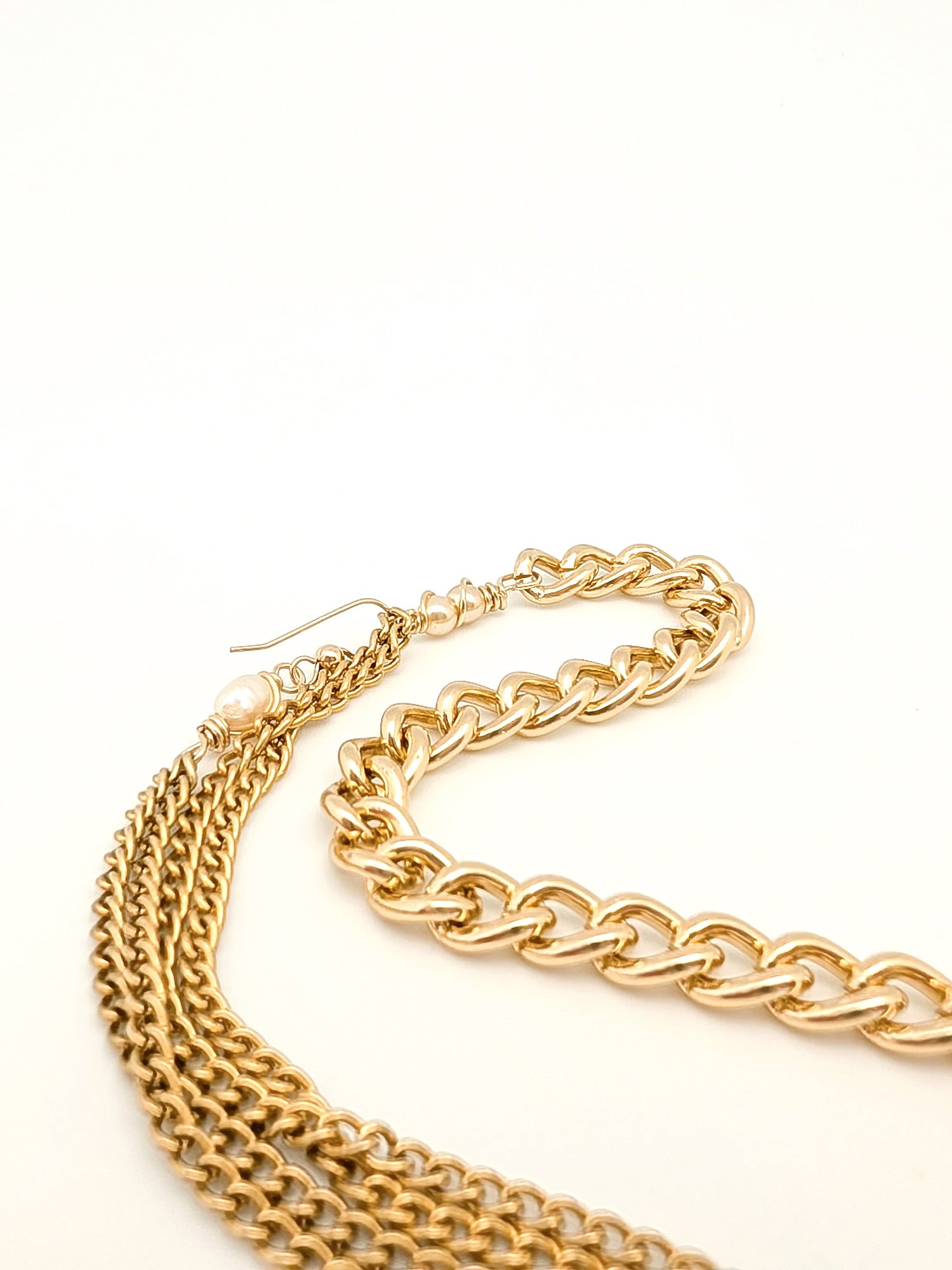 Pearl With White Agate Swarovski Crystals Necklace | One Of A Kind